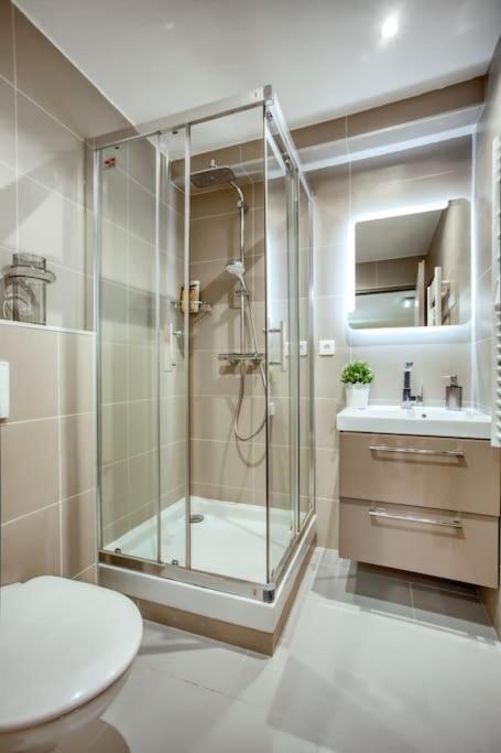 Amazing Apart New Bastille 3 Bedrooms 2 Bathrooms Paris Luaran gambar
